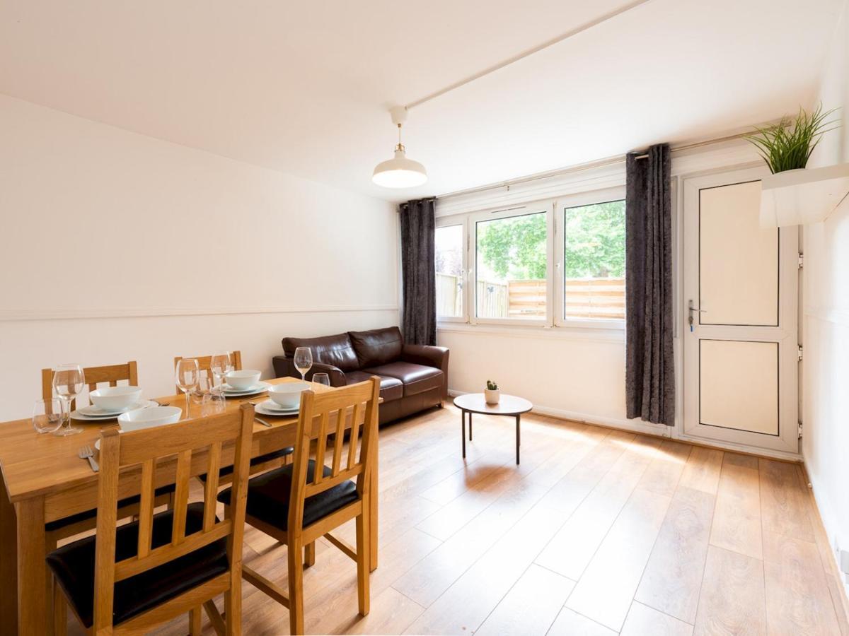 Sootheus - Cosy Surrey Quays Apartment London Exterior photo
