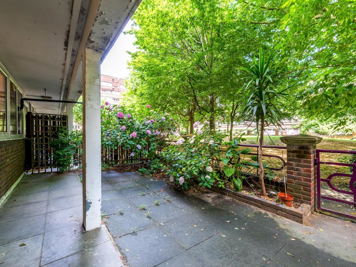 Sootheus - Cosy Surrey Quays Apartment London Exterior photo