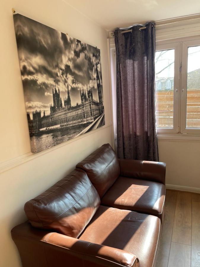 Sootheus - Cosy Surrey Quays Apartment London Exterior photo